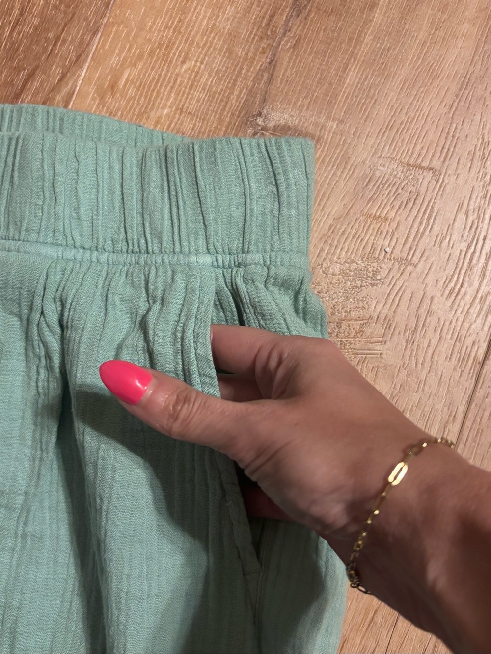 PRana organic cotton gauze cropped pants sage green frayed hem boho NWT Medium - Picture 6 of 16